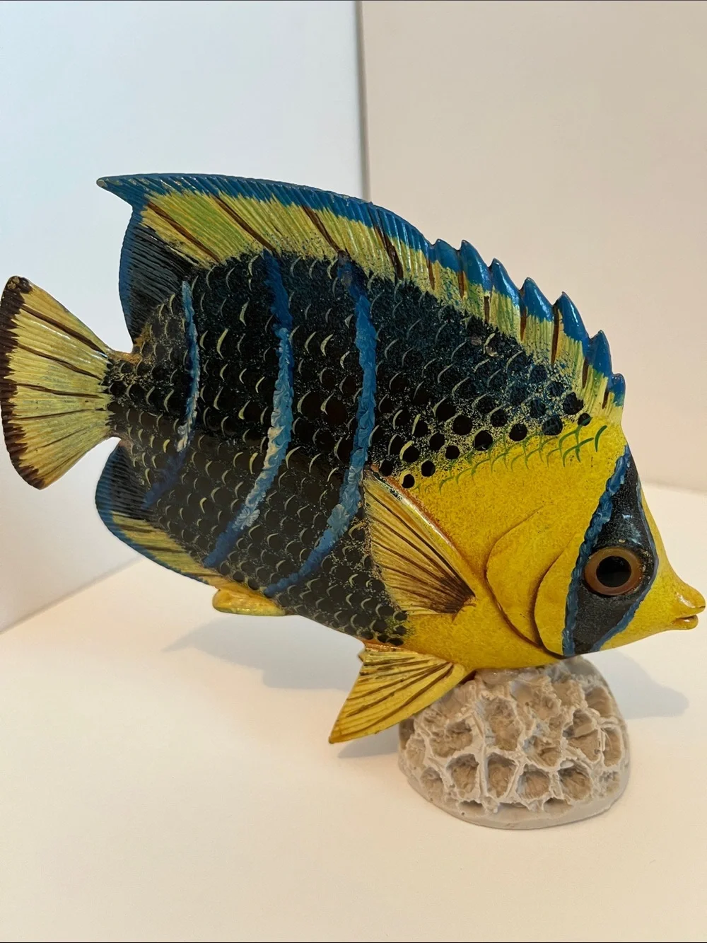 Yellow & Blue Angelfish Aquarium Decor - Brand Unknown